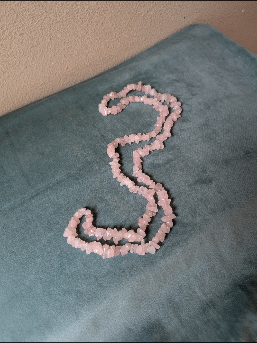 Vintage 90's Rose Quartz Chip Bead Necklace - Pale Pink